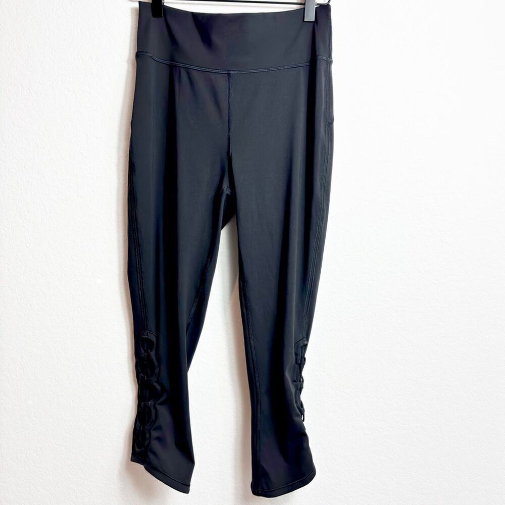 LULULEMON ATHLETICA BLACK TIED TO IT CROPPED LEGGINGS WOMEN SIZE 8